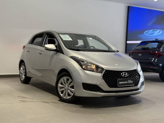 HYUNDAI HB20 1.0 COMFORT PLUS 12V FLEX 4P MANUAL HYUNDAI HB20 1.0 COMFORT PLUS 12V FLEX 4P MANUAL